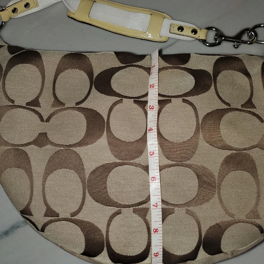 Coach Bag, Coach Signature Canvas Handbag Tan ,brown , yellow. Vintage. - Picture 4 of 16